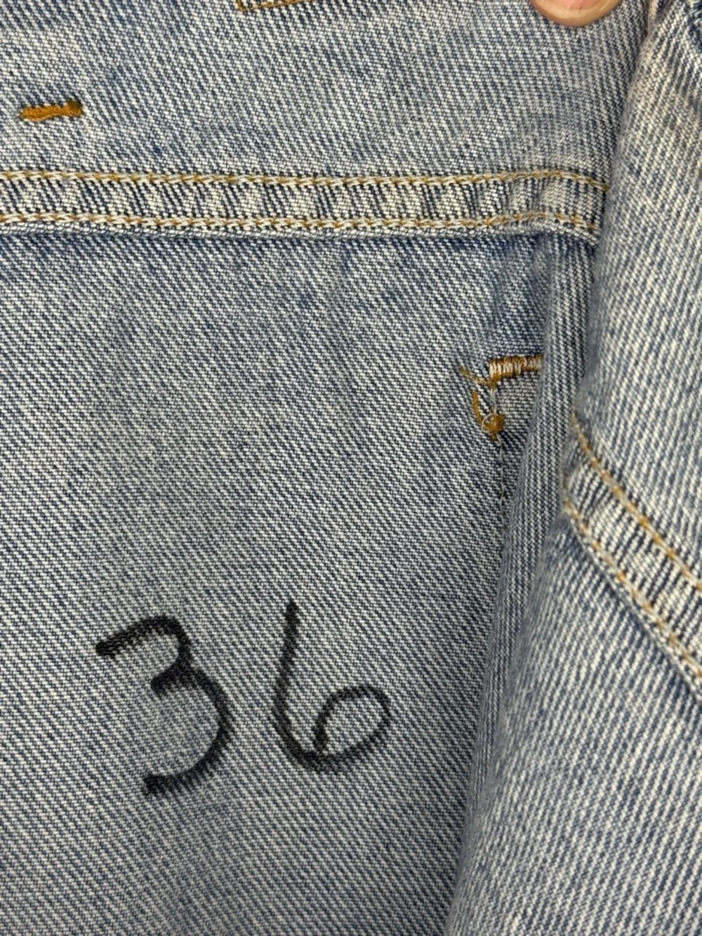 Vintage Levi’s 545 USA Made Loose Fit Jeans Mens 36x32 Y2K Denim